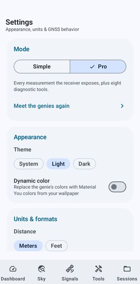 Settings with Simple and Pro mode, Pro selected, and the theme choice.
